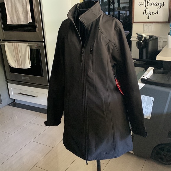 Women’s Fila venture long bonded black jacket - Picture 9 of 10